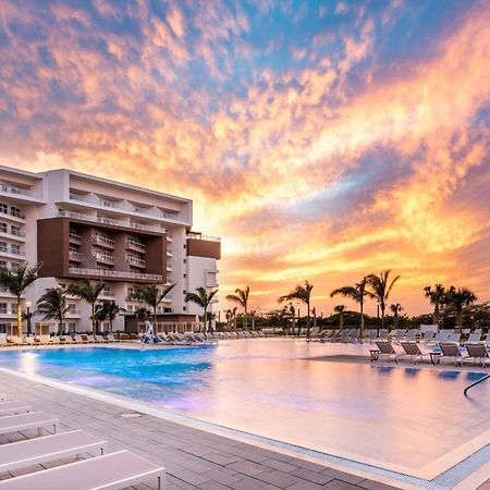Embassy Suites By Hilton Aruba Beach Resort 팜비치 외부 사진
