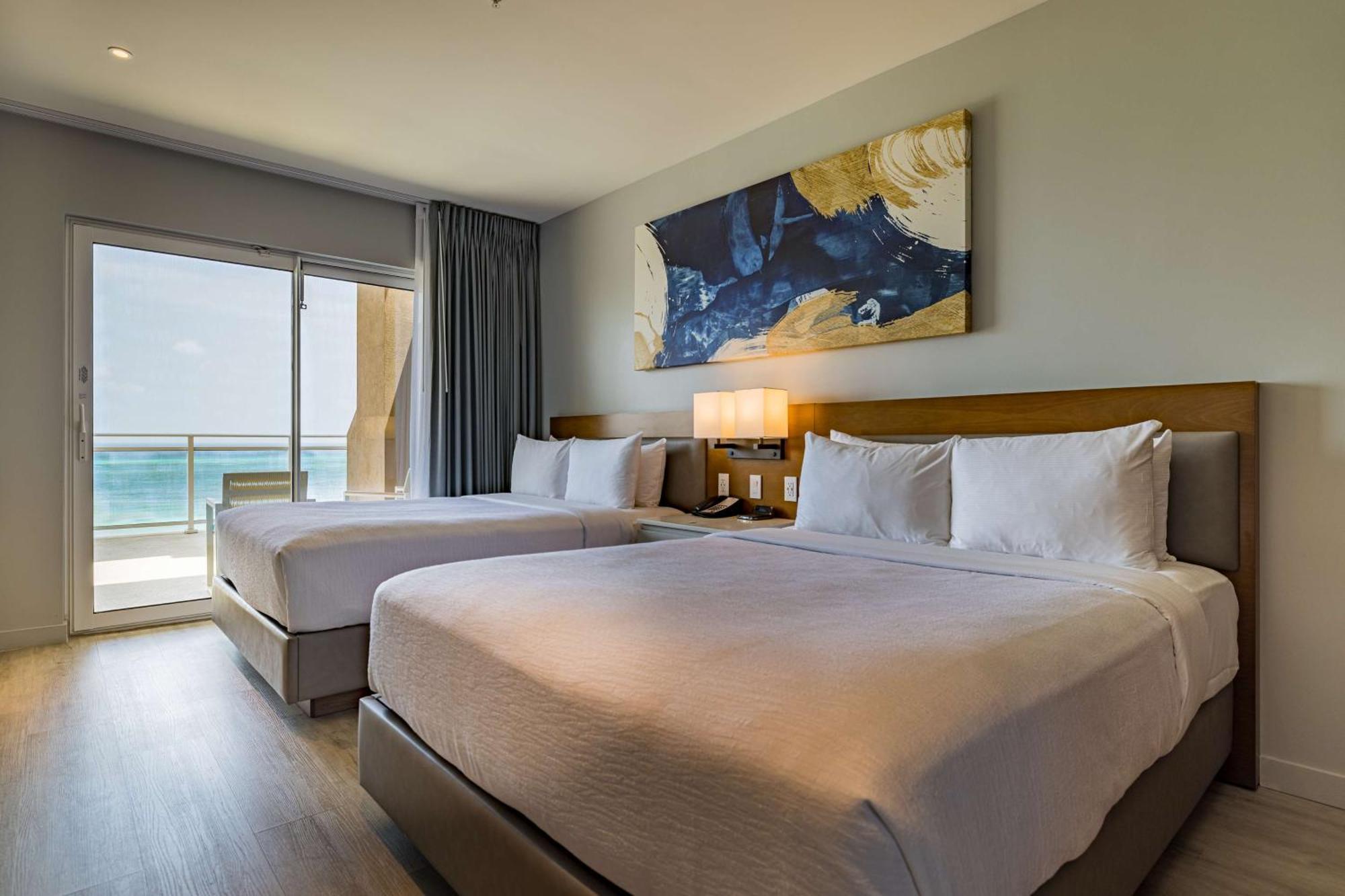 Embassy Suites By Hilton Aruba Beach Resort 팜비치 외부 사진
